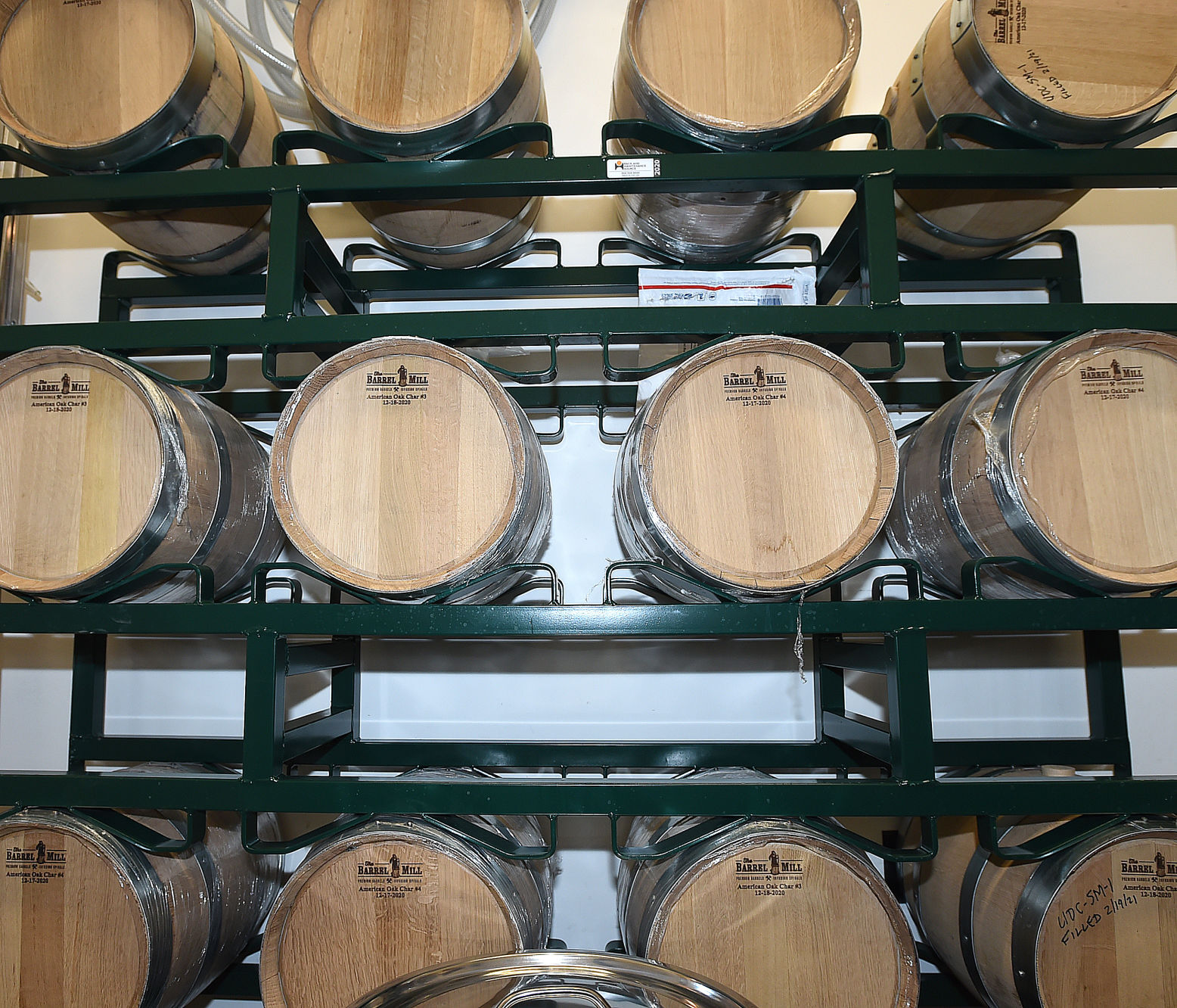 Undammed distillery